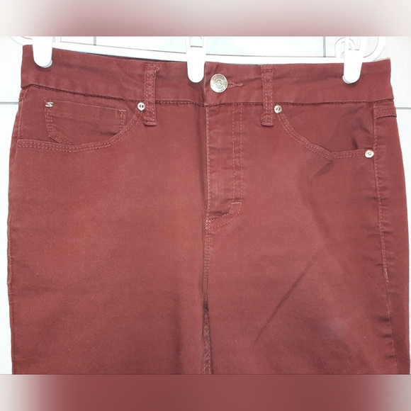 Seven7 High Rise Tummyless Slimming Brick Red Skinny Jeans size 12 EUC - Picture 3 of 11